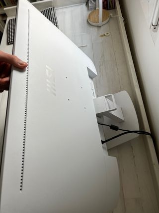 Monitor MSI PRO MP273 + Teclado y Ratón