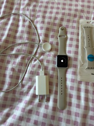 Apple Watch Series 3 Beige/Plata