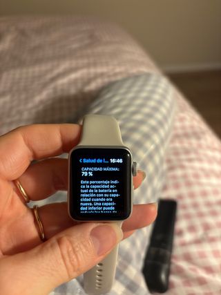 Apple Watch Series 3 Beige/Plata
