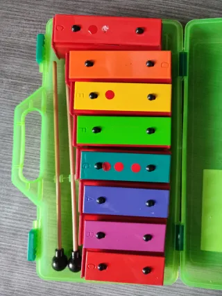 Mini xilófono de metal