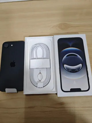 Apple iPhone 16e 128 GB