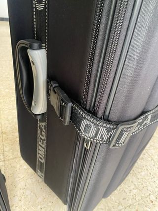 2 Maletas Omega Negras