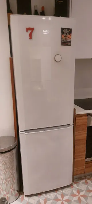 Nevera Beko Blanca