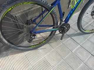 Bicicleta BTT  SPECIALICED