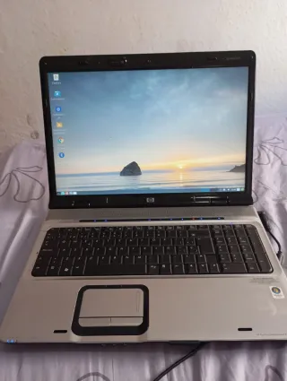 Portátil HP Plata y Negro