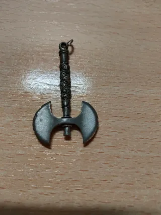 Colgante Hacha Vikinga