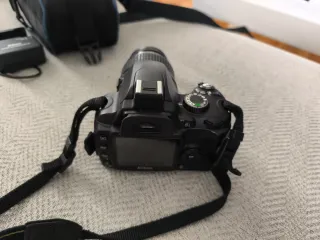 Cámara Nikon D60 + Objetivo + Accesorios