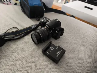 Cámara Nikon D60 + Objetivo + Accesorios