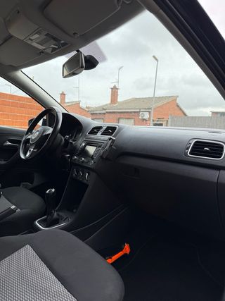 VW POLO UNICO PROPIETARIO, NUEVO!!