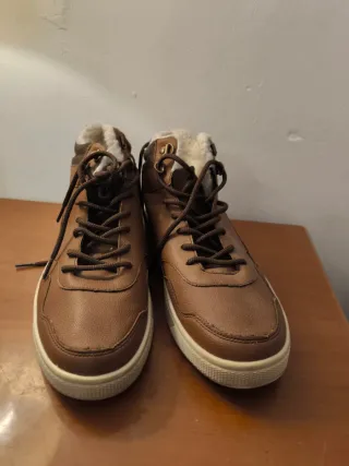 Botines hombre marrones