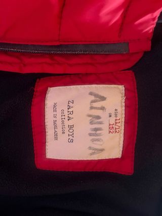 Abrigo niño Zara rojo