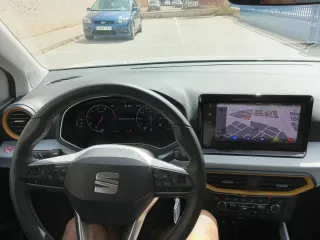 Alquiler de coches: SEAT Arona
