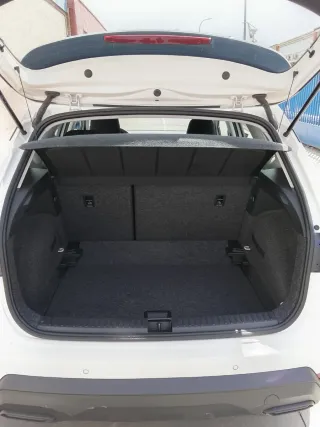 Alquiler de coches: SEAT Arona