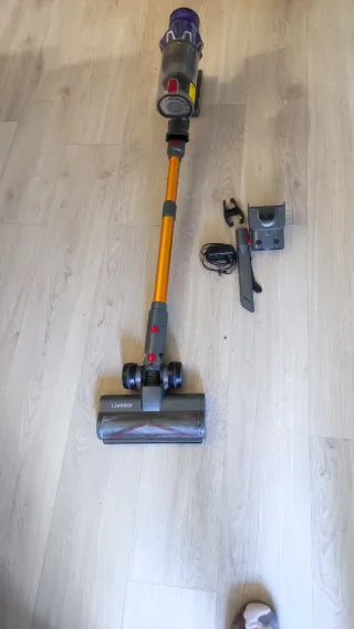 Aspiradora de mano Laresar