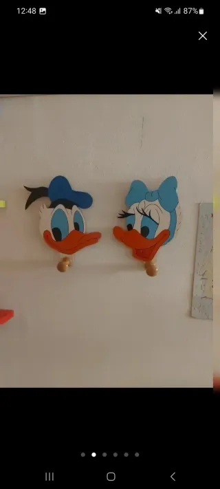 Perchas de Madera Donald y Daisy.  IKEA