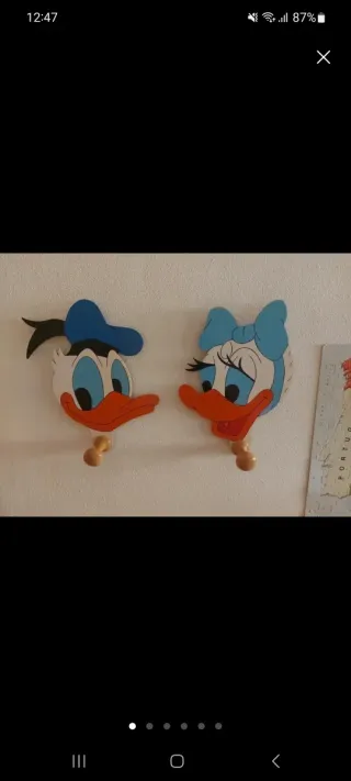 Perchas de Madera Donald y Daisy.  IKEA