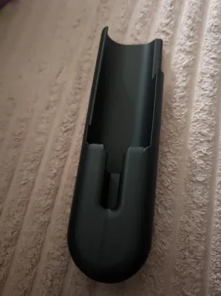 Funda rígida para mando Chromecast