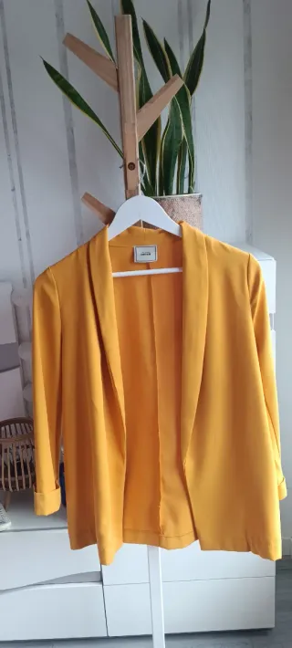 Blazer amarillo mostaza. Chaqueta americana.