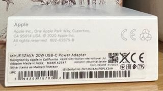 Adaptador Carga Apple USB-C 20W