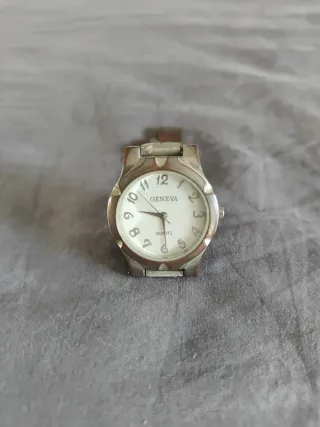 Reloj Geneva Plata y Blanco