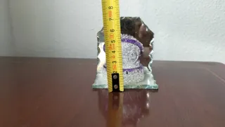 Adorno antiguo cristal tallado morado