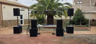 Equipo de Sonido e Iluminación. Discoteca móvil