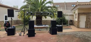 Equipo de Sonido e Iluminación. Discoteca móvil
