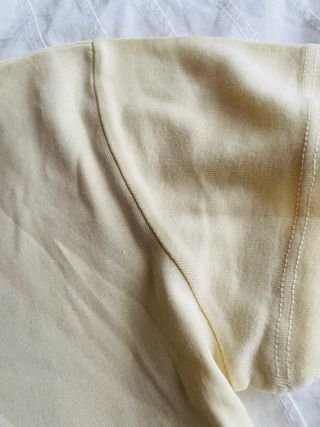 Camiseta crop Brandy Melville vainilla