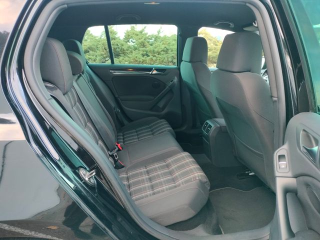 Volkswagen Golf GTI 2010