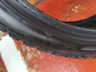 Pirelli Sottozero 3 225/40 R20 Neumáticos