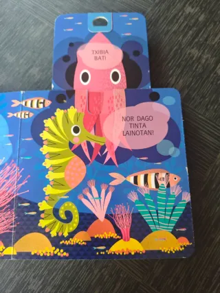 Itsasoan azal-hegalekin