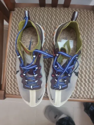 Zapatillas Nike React Element 87 en San Lorenzo es