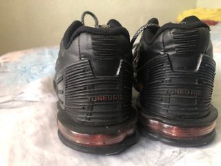 Zapatillas Nike Air Max Negras y Rojas