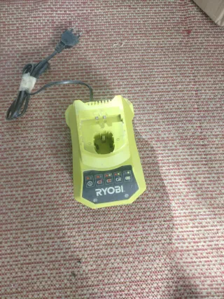 Cargador Batería Ryobi