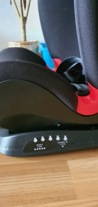 Maxi-Cosi Titan Black