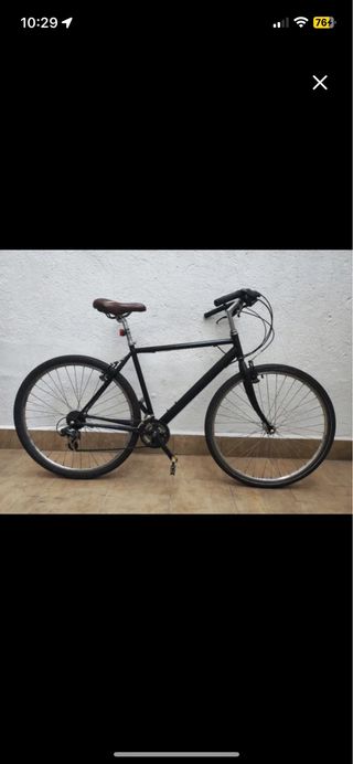 Bicicleta Negra vintage de ciudad