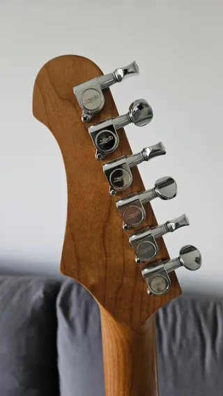 Guitarra Jet JS400 HSS Stratocaster