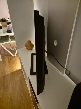 TV Toshiba 44 Negra.