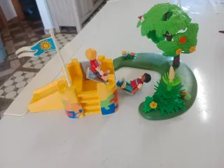 Playmobil Parque Infantil con Figuras