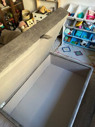 Gran puff/baúl almacenaje gris – en BUEN estado