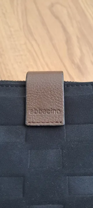 Cartera pequeña Abbacino negra