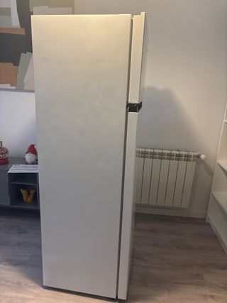 Frigorífico KUBO KBDD8564 161cm 243L