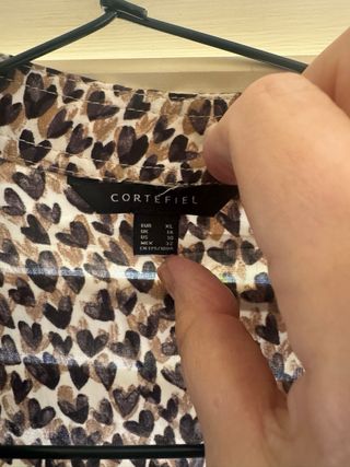 Blusón Cortefiel Estampado Corazones Talla 44