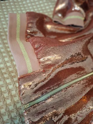 Chaqueta bomber lentejuelas rosa y oro