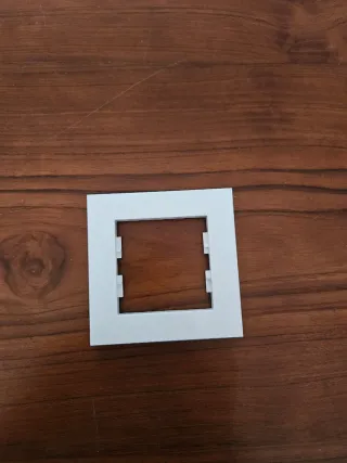 Marco embellecedor para interruptor