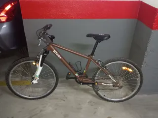 Bicicleta infantil Btwin marrón