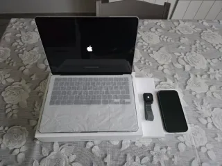 Ecosistema Apple: MacBook Air, iPhone Air, Watch