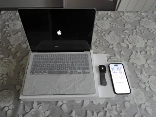 Ecosistema Apple: MacBook Air, iPhone Air, Watch