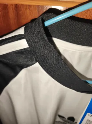 *nueva* Camisa Adidas talla M