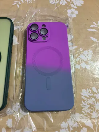 3 Fundas iPhone 16 Pro Imán Carga